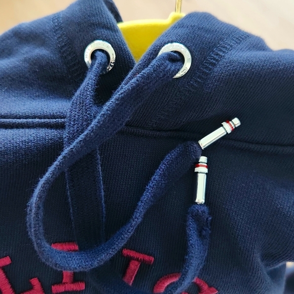 TOMMY HILFIGER Men's Heritage Logo Embroidered French Terry Hoodie. NEW - Picture 5 of 8